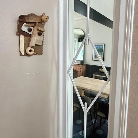 Des Troenes - Centre - Vue Sur L'allier Avec Piscine