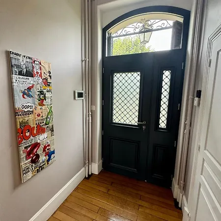 Des Troènes - Centre - Vue Sur L'allier Avec Piscine Villa *