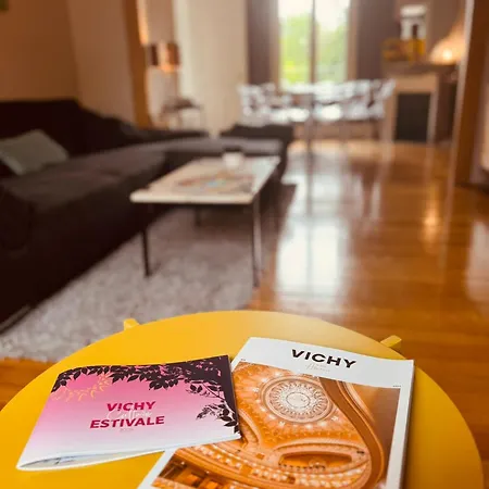 Villa Des Troenes - Centre - Vue Sur L'allier Avec Piscine *