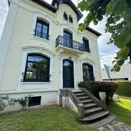 Des Troenes - Centre - Vue Sur L'allier Avec Piscine Villa Vichy